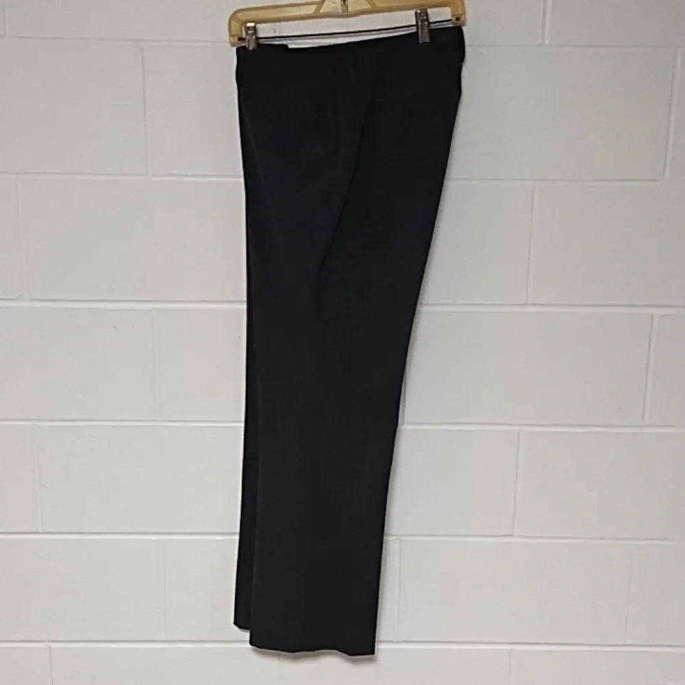 Eddie Bauer Flat Front, Watch pocket, Side & back pockets, Straight leg Trousers